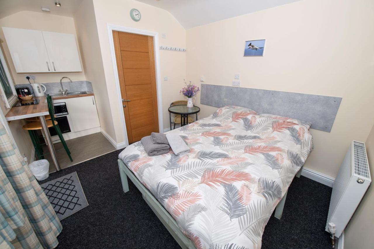 Seaways glamping, Cedar Apartment Driffield Bagian luar foto
